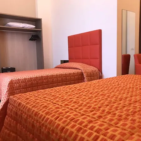 Moonlight Hotel&suites 3*