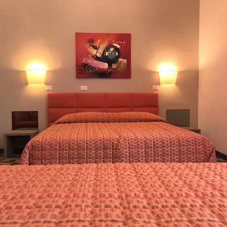 Moonlight Hotel&suites فندق
