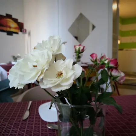 فندق Moonlight Hotel&suites كاتانيا