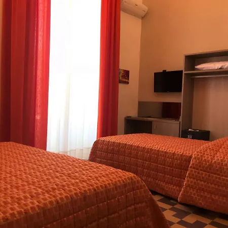 Moonlight Hotel&suites فندق