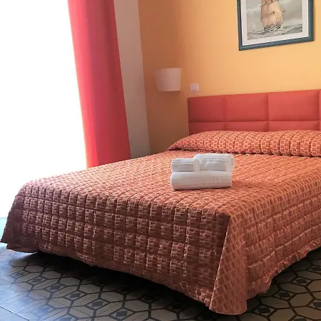 فندق Moonlight Hotel&suites كاتانيا