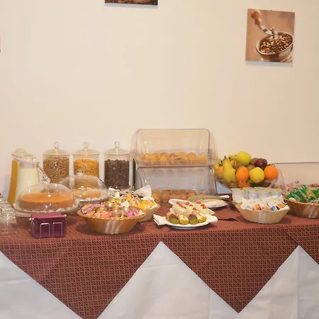 Moonlight Hotel&suites 3* كاتانيا